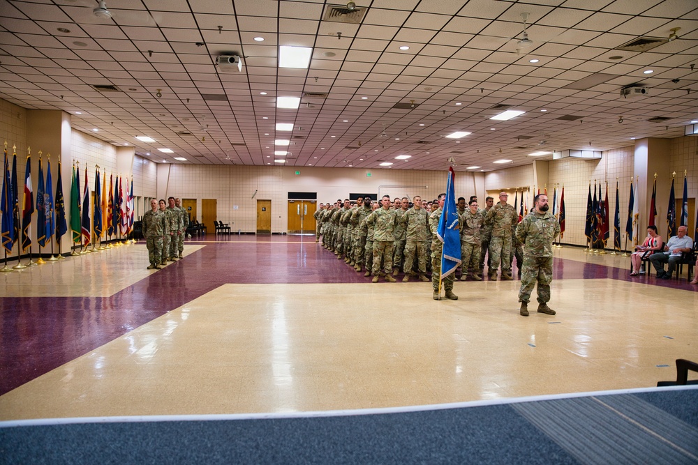 325th Military Intelligence Battalion Change of Command