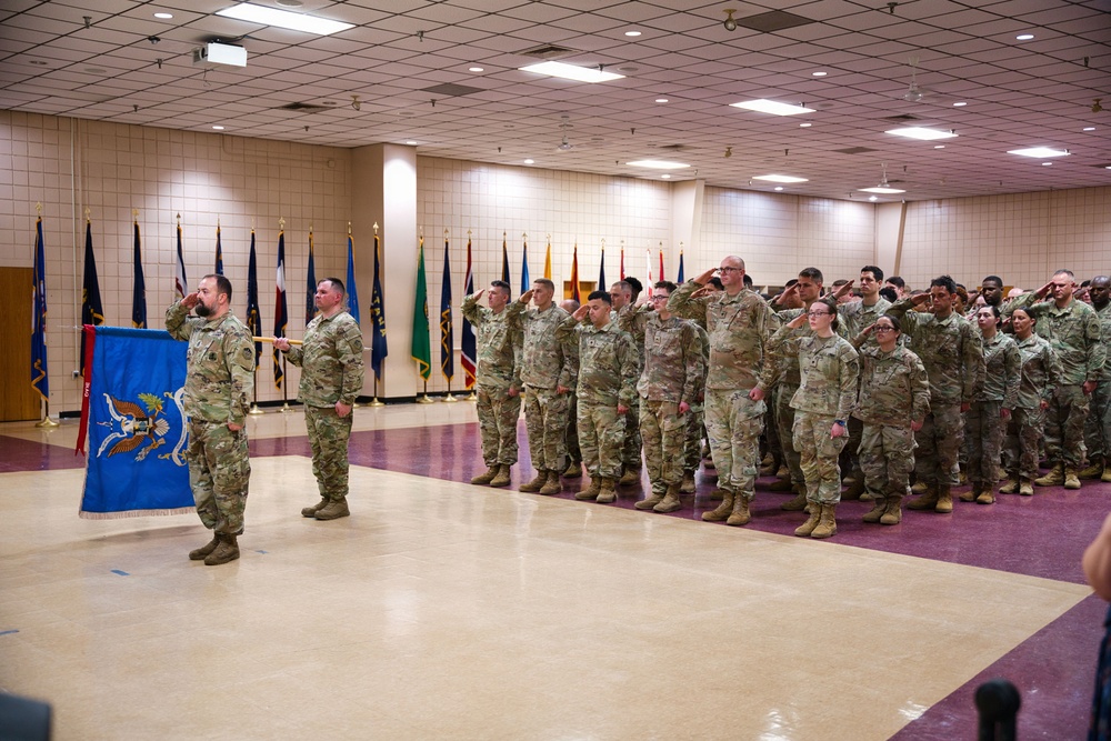 325th Military Intelligence Battalion Change of Command