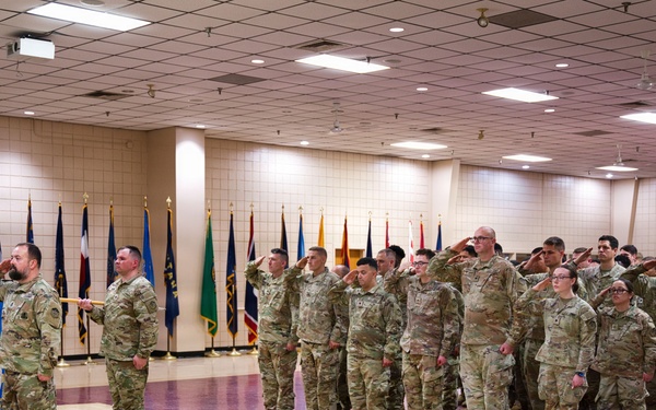 325th Military Intelligence Battalion Change of Command