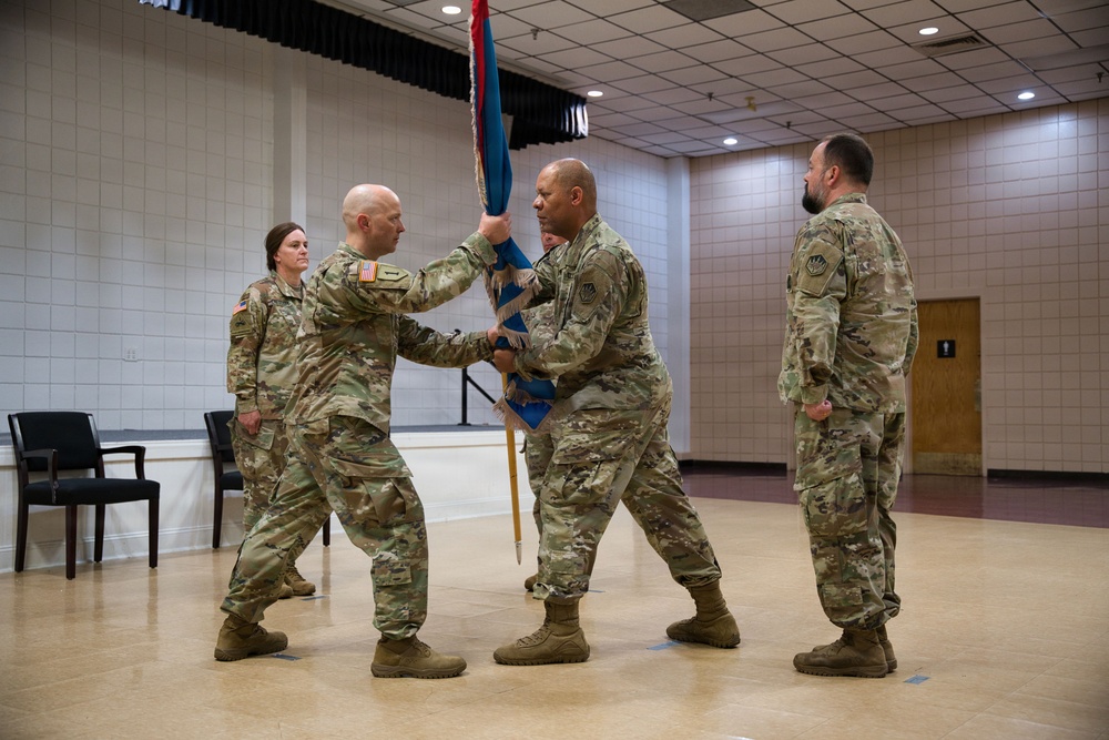 325th Military Intelligence Battalion Change of Command