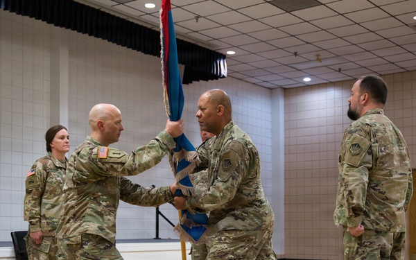 325th Military Intelligence Battalion Change of Command