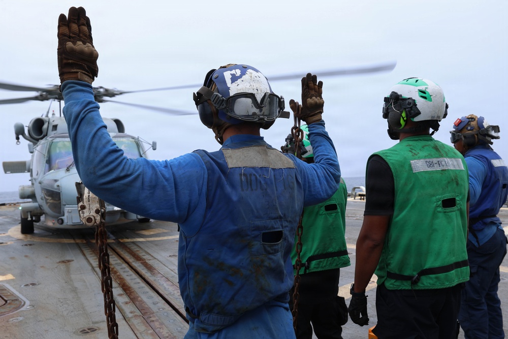 USS Thomas Hudner (DDG 116) Flight Operations