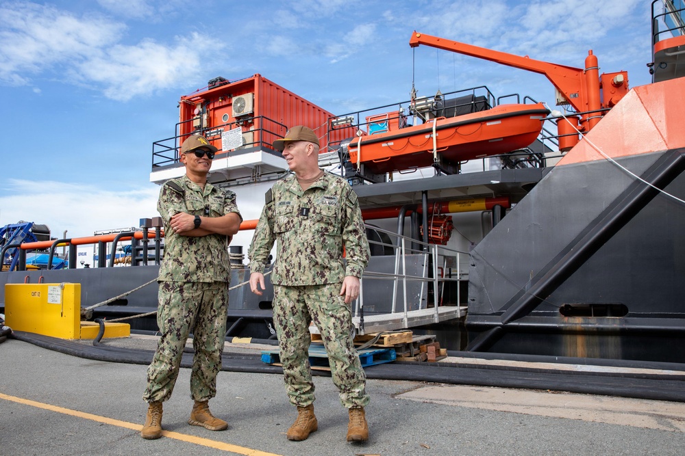 NAVSEA 08 Visit to Undersea Rescue Command