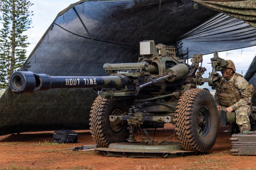 Artillery in Action: Soldiers Aim for Excellence