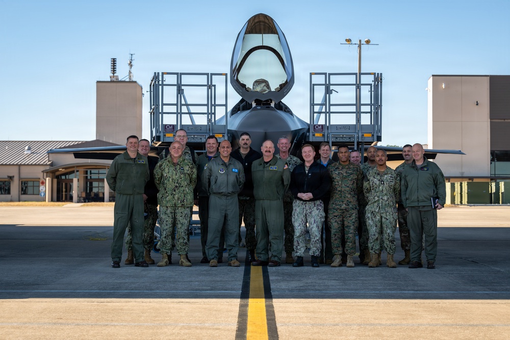 Florida Air National Guard's 125th Fighter Wing mission briefing builds partnerships with Jacksonville military leaders