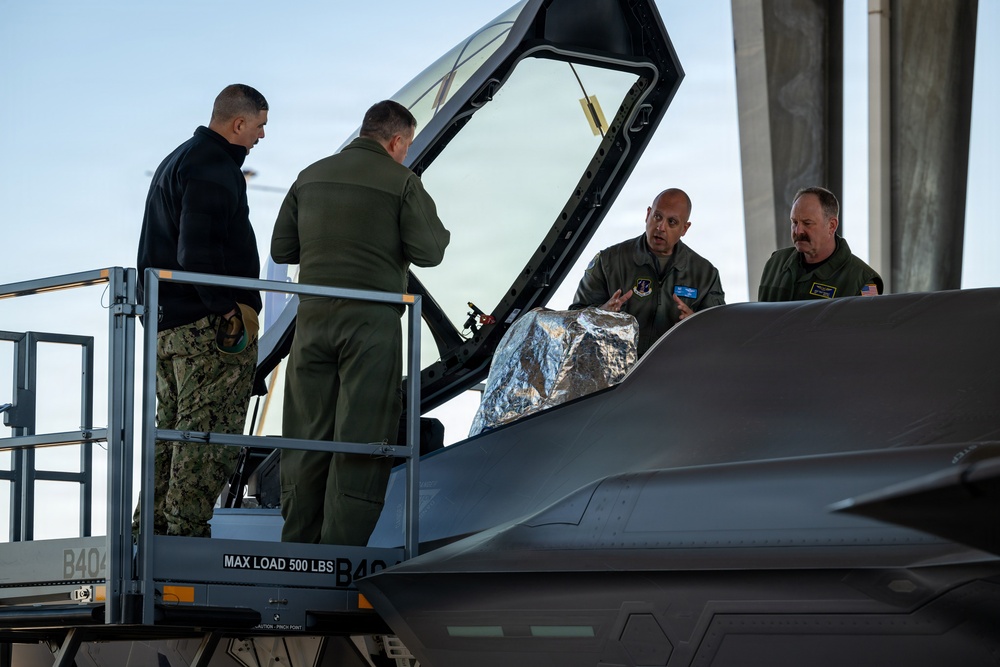 Florida Air National Guard's 125th Fighter Wing mission briefing builds partnerships with Jacksonville military leaders