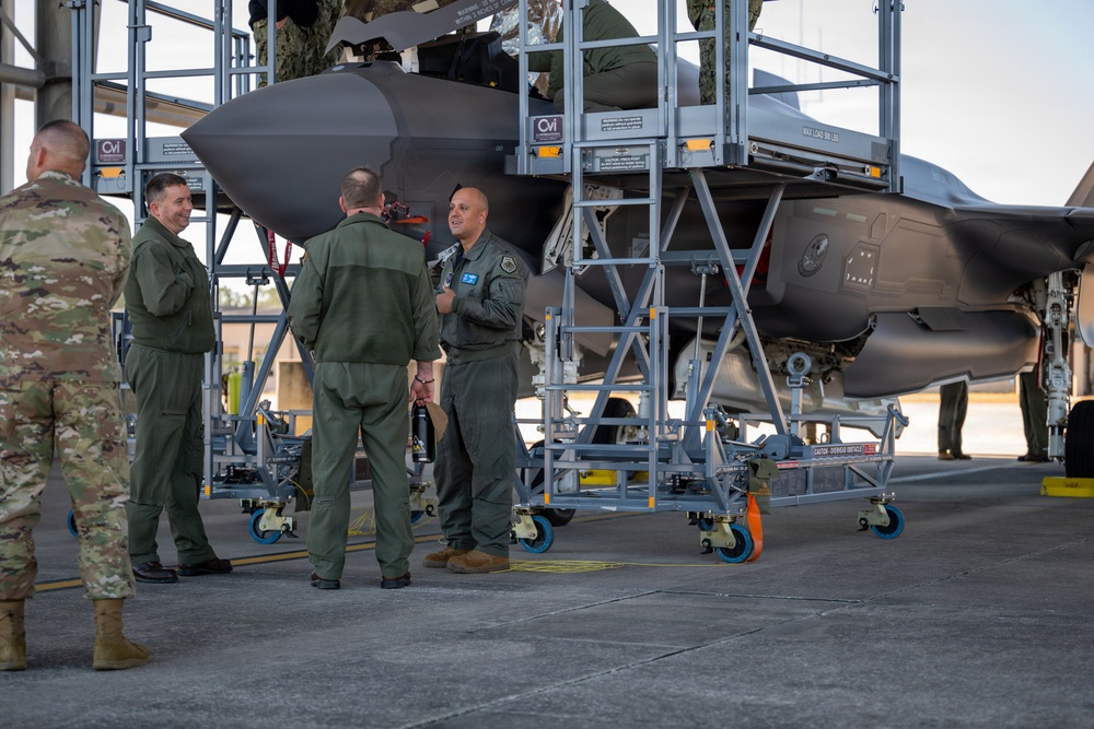 Florida Air National Guard's 125th Fighter Wing mission briefing builds partnerships with Jacksonville military leaders