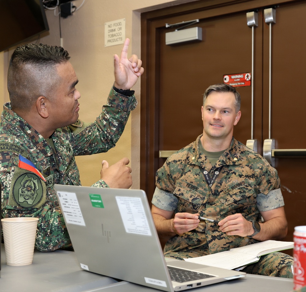 MARFORPAC - Phillippine Marine Corps Staff Talks Day 2