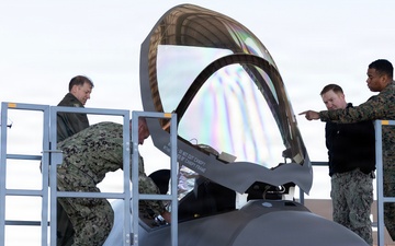 Navy, Marine Corps leaders tour 125th Fighter Wing, F-35A operations