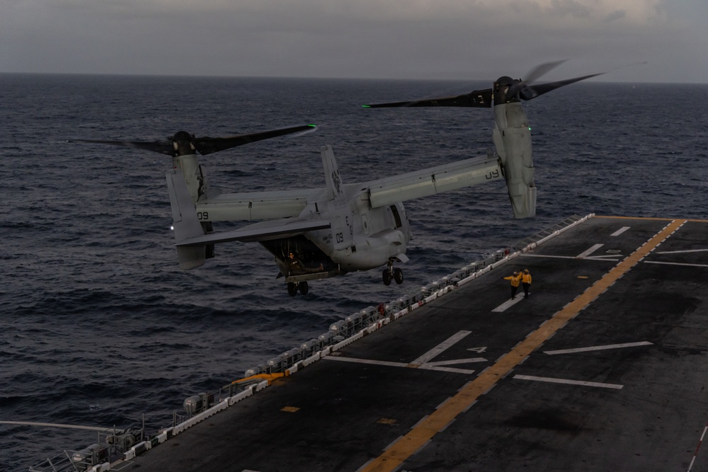 22nd MEU(SOC) | MV-22B Osprey Flight Operations at Sunset aboard the USS Iwo Jima