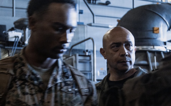 CLB 11 Marines, Assault Craft Unit 5 Sailors disembark from USS Portland