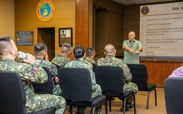 MARFORPAC - Philippine Marine Corps Staff Talks Day 3