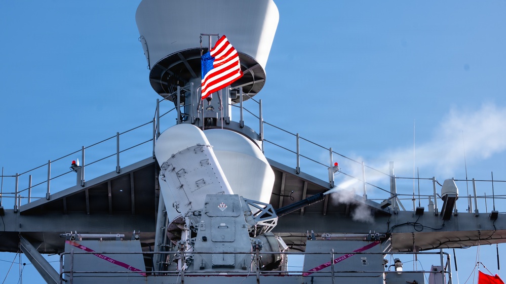 USS Ashland Conducts CIWS Live Fire