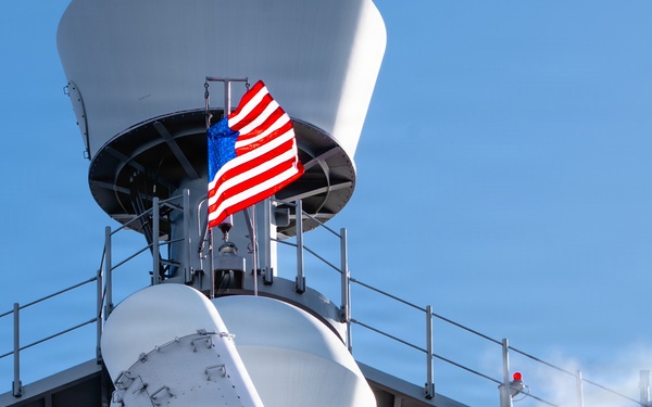 USS Ashland Conducts CIWS Live Fire