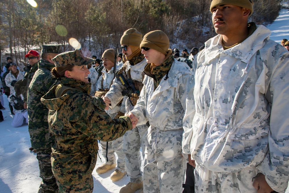 Commander of Marine Forces Korea and ROK Marine Corps Commandant Conduct Battlefield Circulation