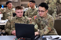 Wisconsin signal Soldiers train for today’s emergencies and tomorrow’s battlefield