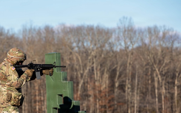 Soldiers compete in 30th Troop Command Best Warrior Competition