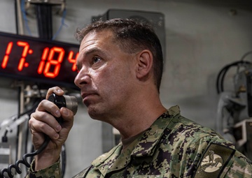 CENTCOM Commander Visits Aircraft Carrier in Arabian Sea