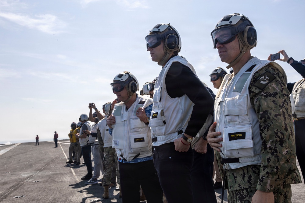 CENTCOM Commander Visits Aircraft Carrier in Arabian Sea
