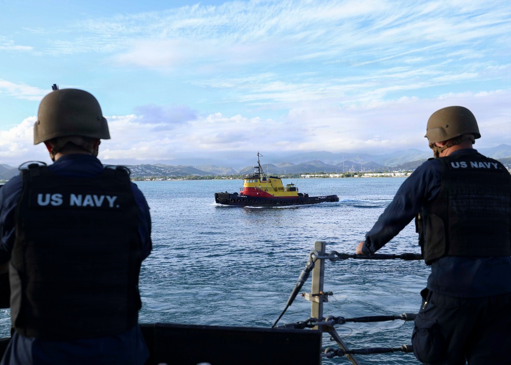 USS Mahan (DDG 72) Departs Ponce, Puerto Rico