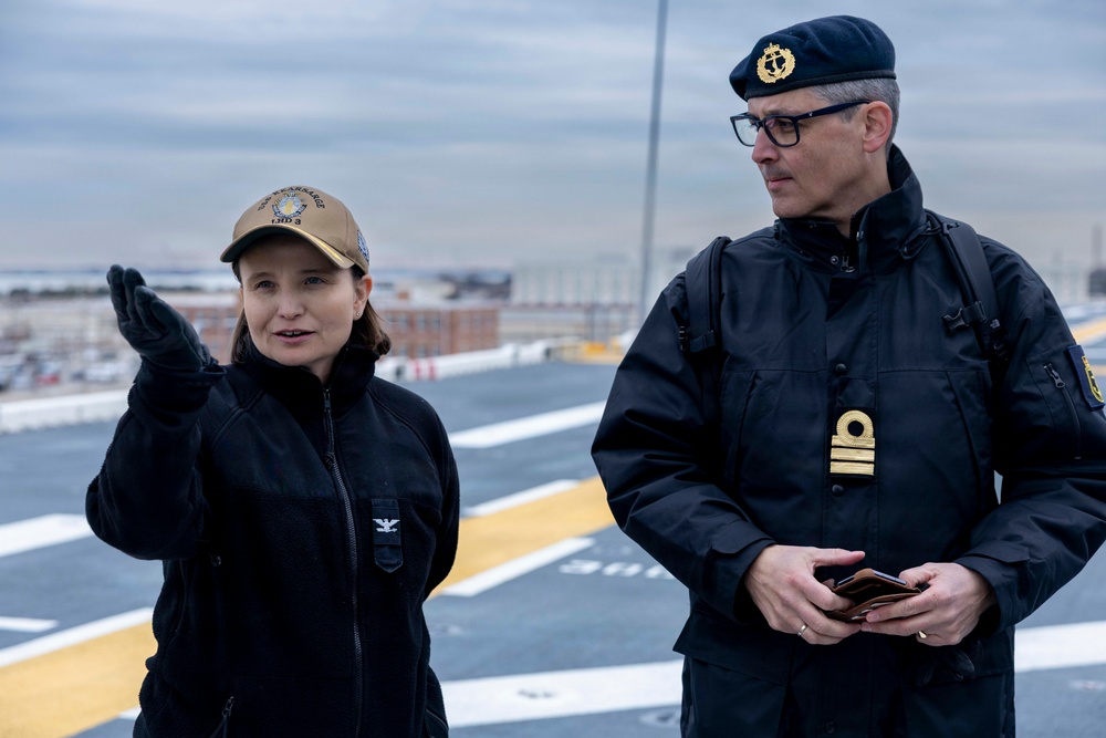 Kearsarge Conducts Tour For Norweigan Midshipmen