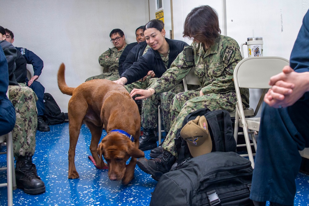 USS Carl Vinson (CVN 70) daily operations