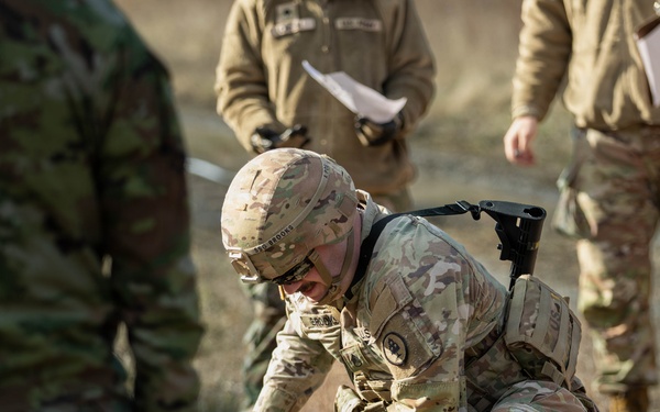 Soldiers compete in 30th Troop Command Best Warrior Competition