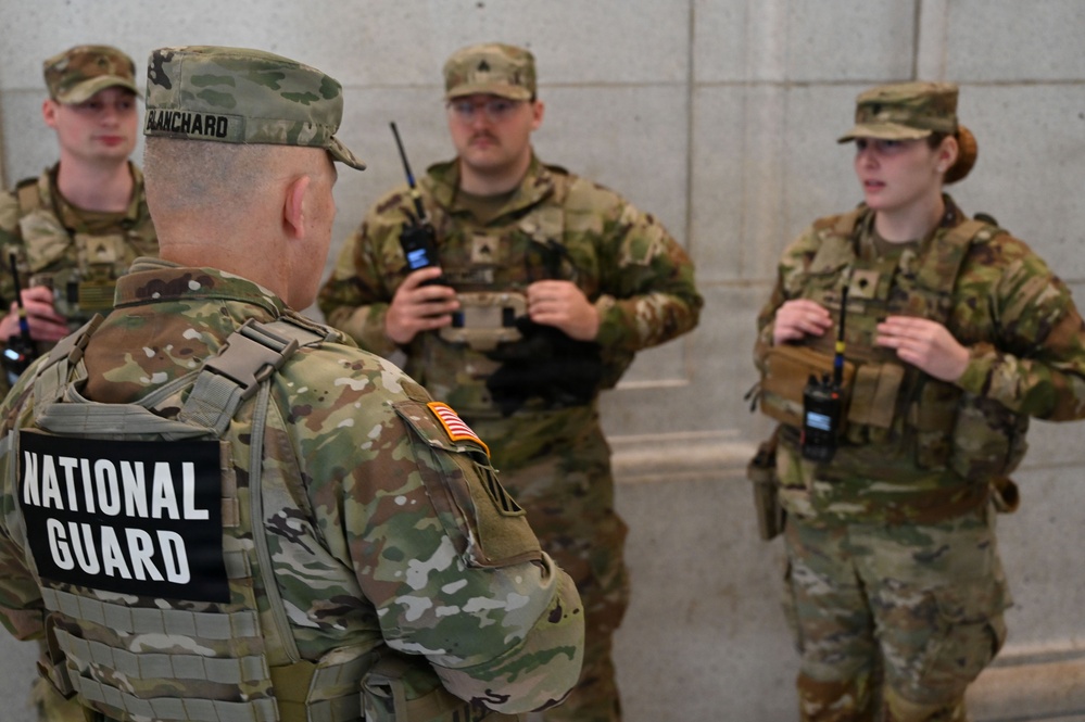 Leadership Team Provides Wellness Checks During D.C. Safe and Beautiful Mission