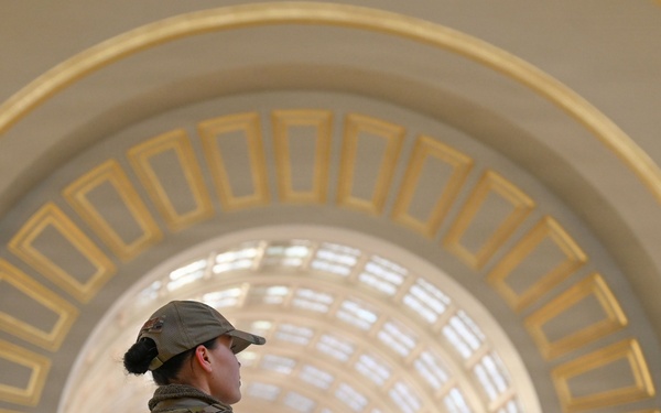 Leadership Team Provides Wellness Checks During D.C. Safe and Beautiful Mission