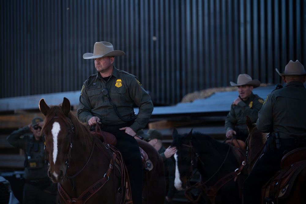 DHS Secretary holds press conference at Arizona border wall
