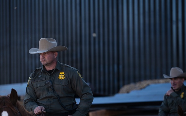 DHS Secretary holds press conference at Arizona border wall