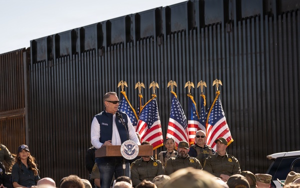 DHS Secretary holds press conference at Arizona border wall