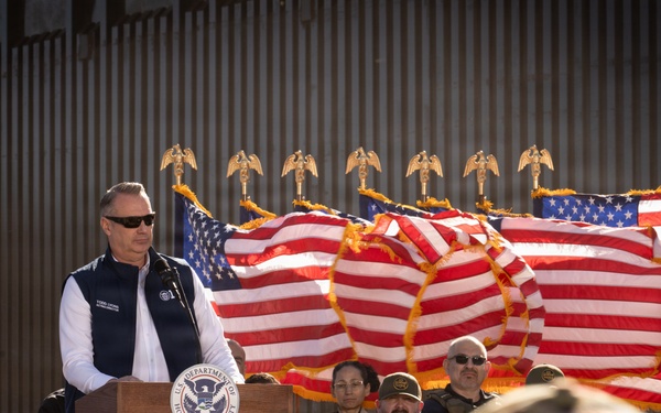 DHS Secretary holds press conference at Arizona border wall