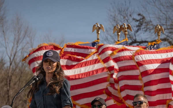DHS Secretary holds press conference at Arizona border wall