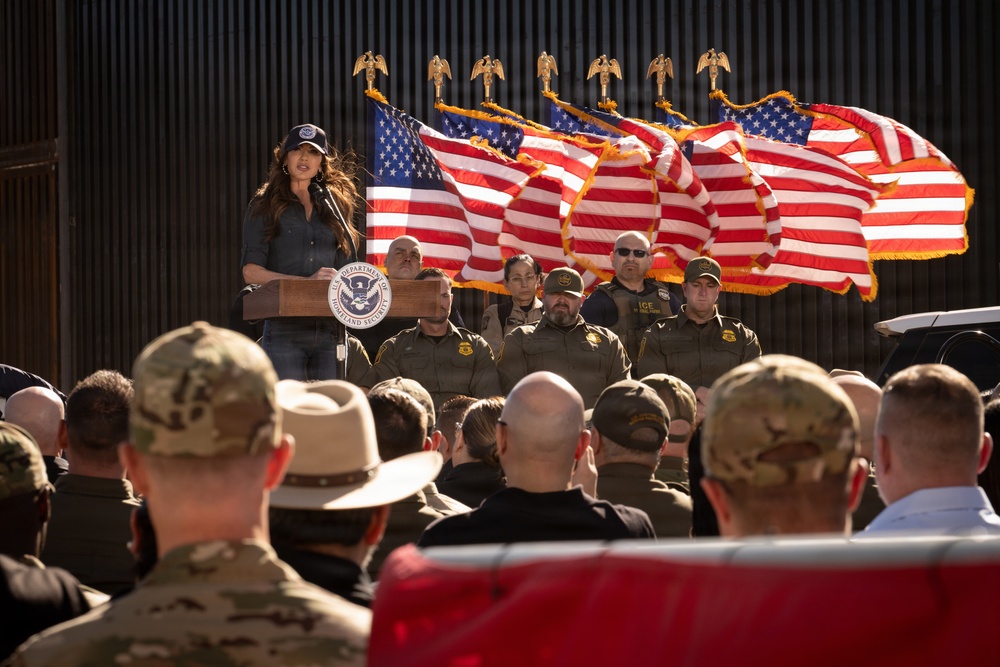 DHS Secretary holds press conference at Arizona border wall