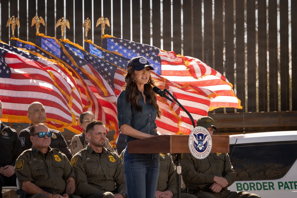DHS Secretary holds press conference at Arizona border wall