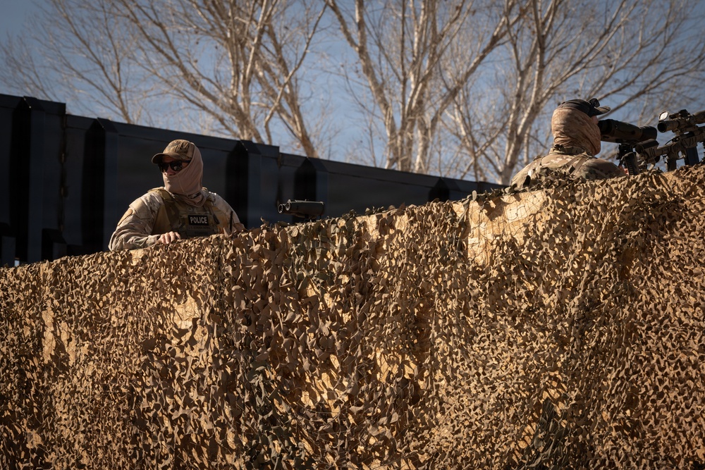 DHS Secretary holds press conference at Arizona border wall