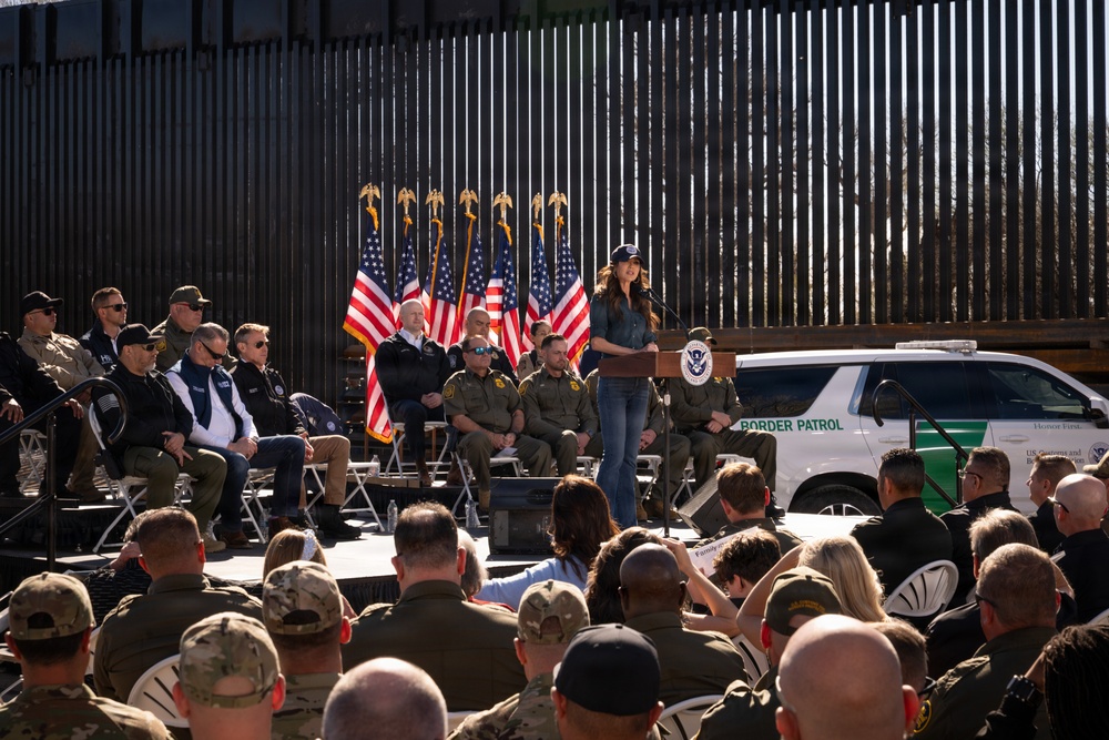 DHS Secretary holds press conference at Arizona border wall