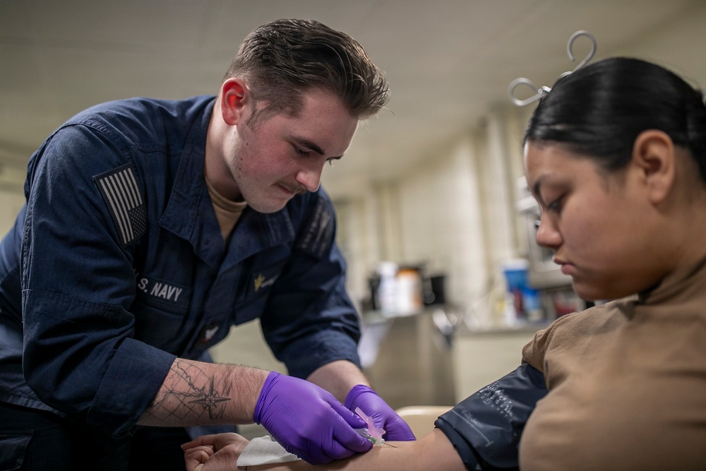 USS Tripoli Conducts Walking Blood Bank Pre-Screenings