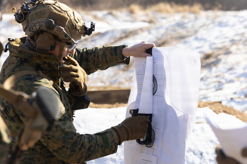 Marines Conduct a Zeroing Range during Korea Viper 26.2
