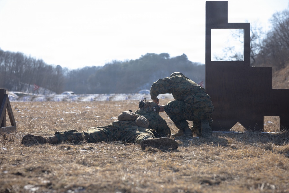 Marines Conduct a Zeroing Range during Korea Viper 26.2