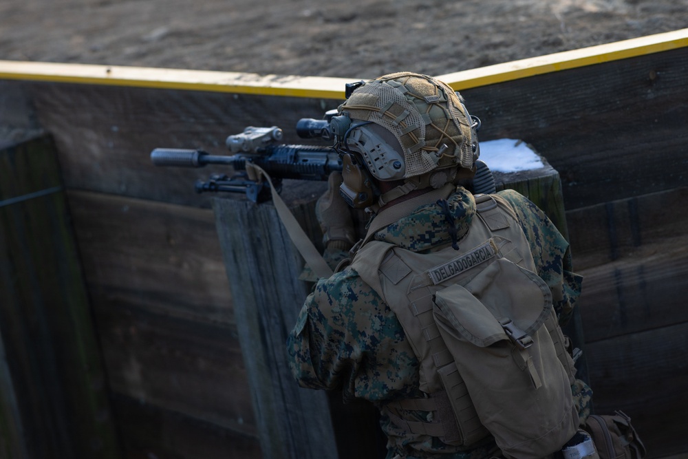 Marines Conduct Live Fire Team Attacks during Korea Viper 26.2