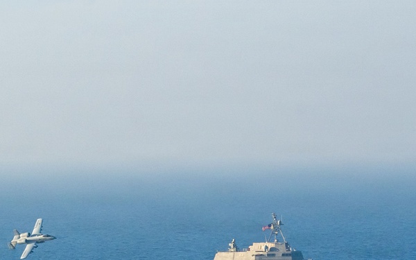 U.S A-10 Conducts Joint Training Exercise with USS Santa Barbara