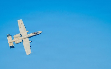 U.S A-10 Conducts Joint Training Exercise with USS Santa Barbara