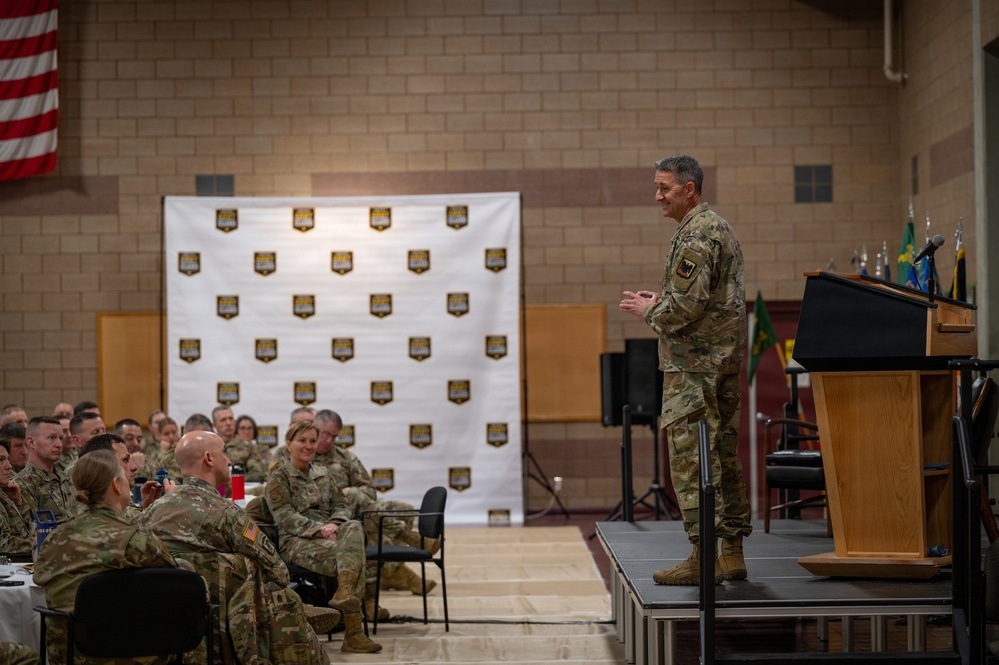 Nordhaus visits Montana Guardsmen
