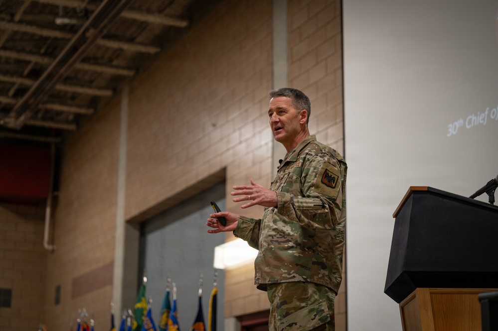 Nordhaus visits Montana Guardsmen