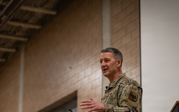 Nordhaus visits Montana Guardsmen