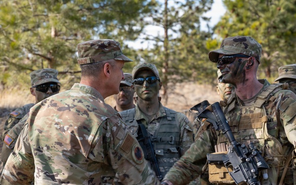 Nordhaus visits Montana Guardsmen