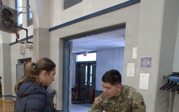 Illinois Army National Guard Field Artillery Unit Holds Open House in Sycamore