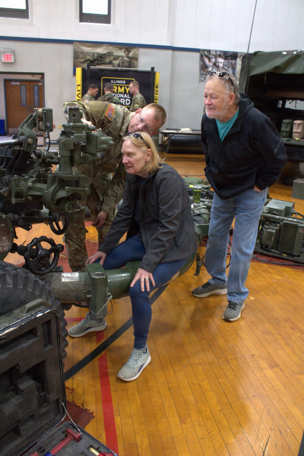 Illinois Army National Guard Field Artillery Unit Holds Open House in Sycamore